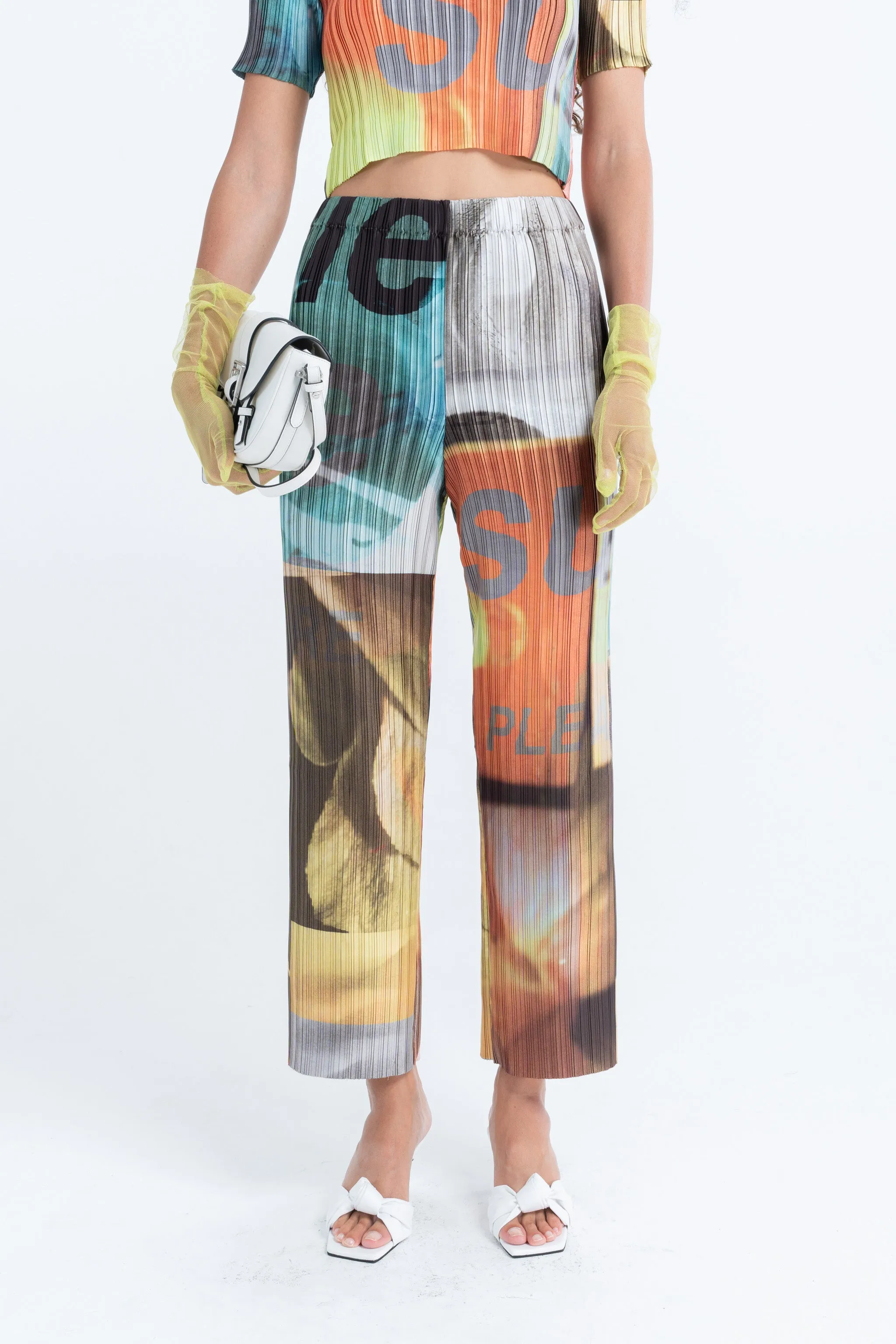 Box Pleat Straight Pant in Pleasure
