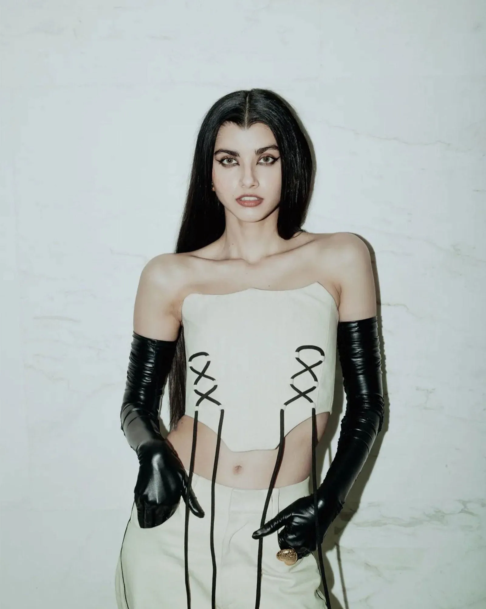 IMPOLITE CORSET