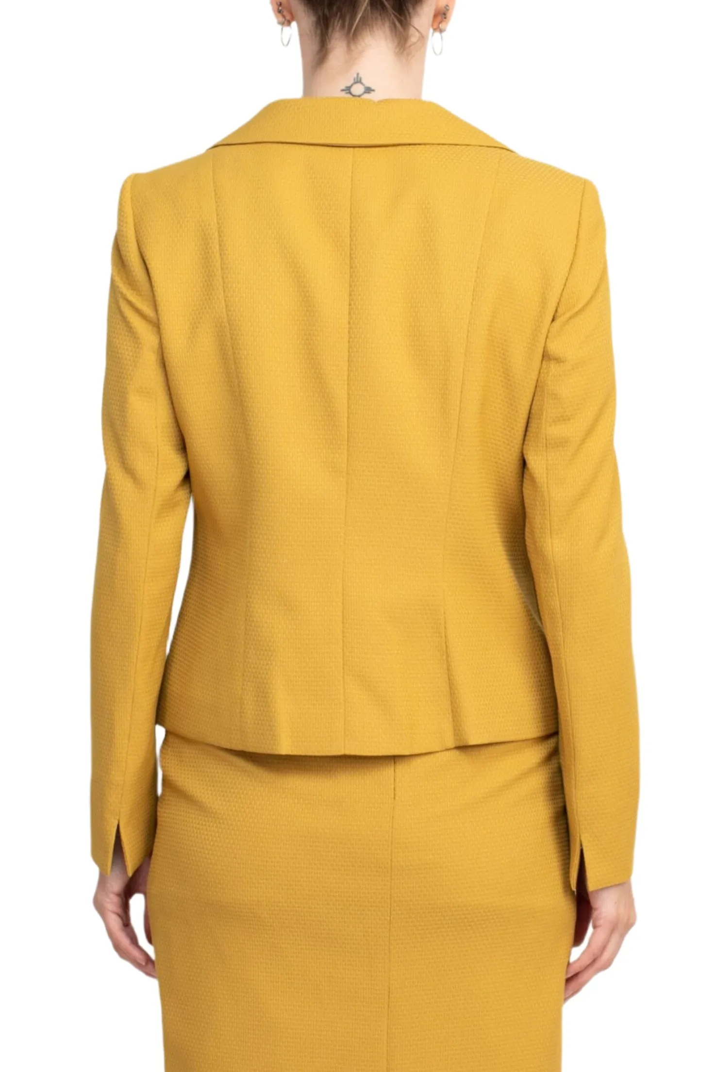 Le Suit Notched Collar 3 Button Flap Pocket Square Texture Jacket with Zipper Back Skimmer Skirt  (Two Piece)