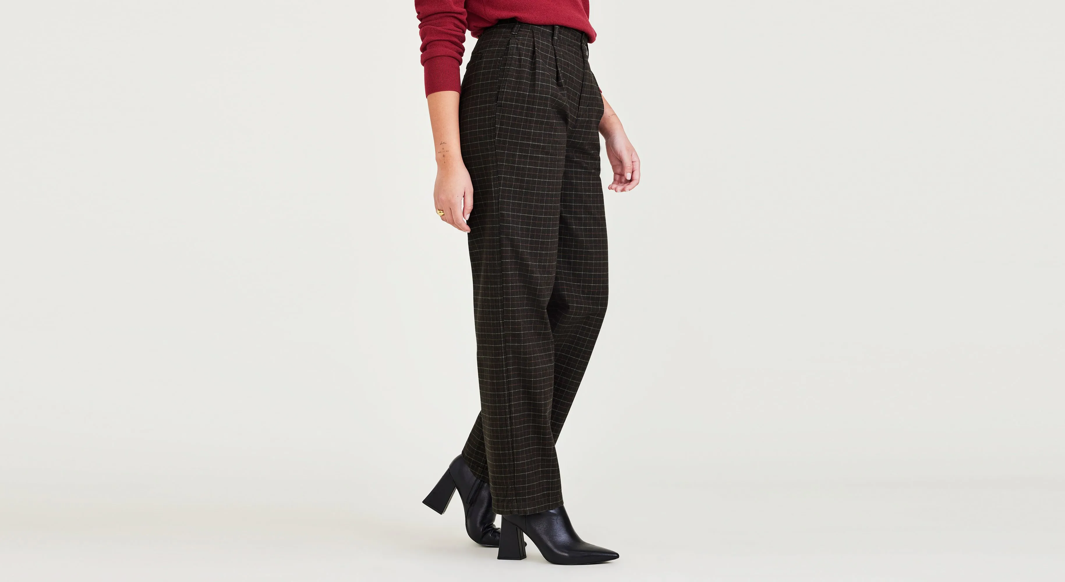 Original Khaki, Pleated, High Wide Fit