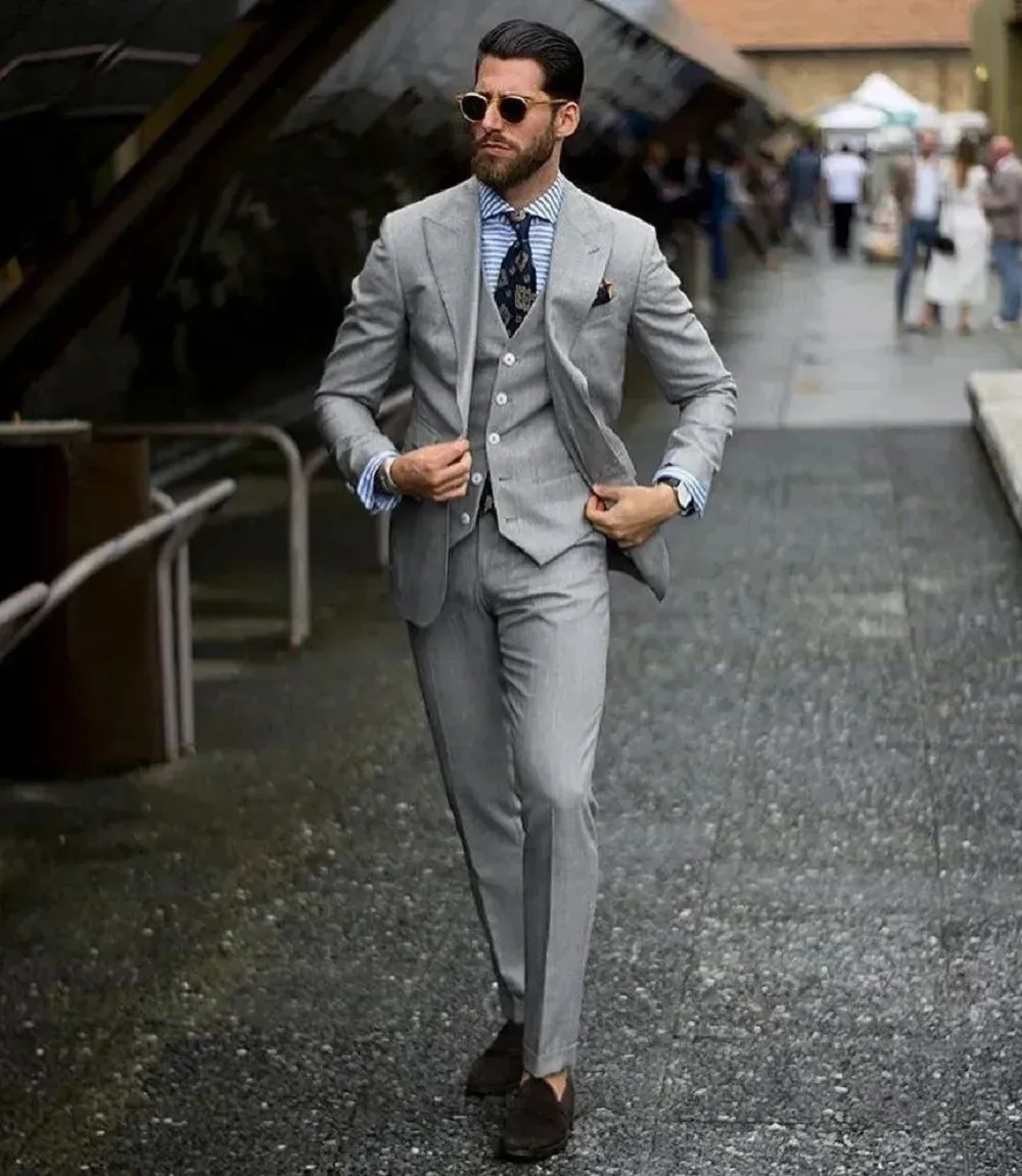 Wiaofellas  -  Gray Fashion Men Suits 3 Piece Formal Business Casual Wear Groom Tuxedos Wedding Elegant Peak Lapel Suit (Jacket Pants Vest)